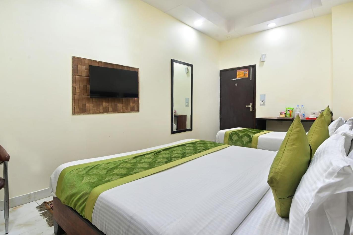 Hotel Emporio View - New Delhi Railway Station - Paharganj Exterior photo