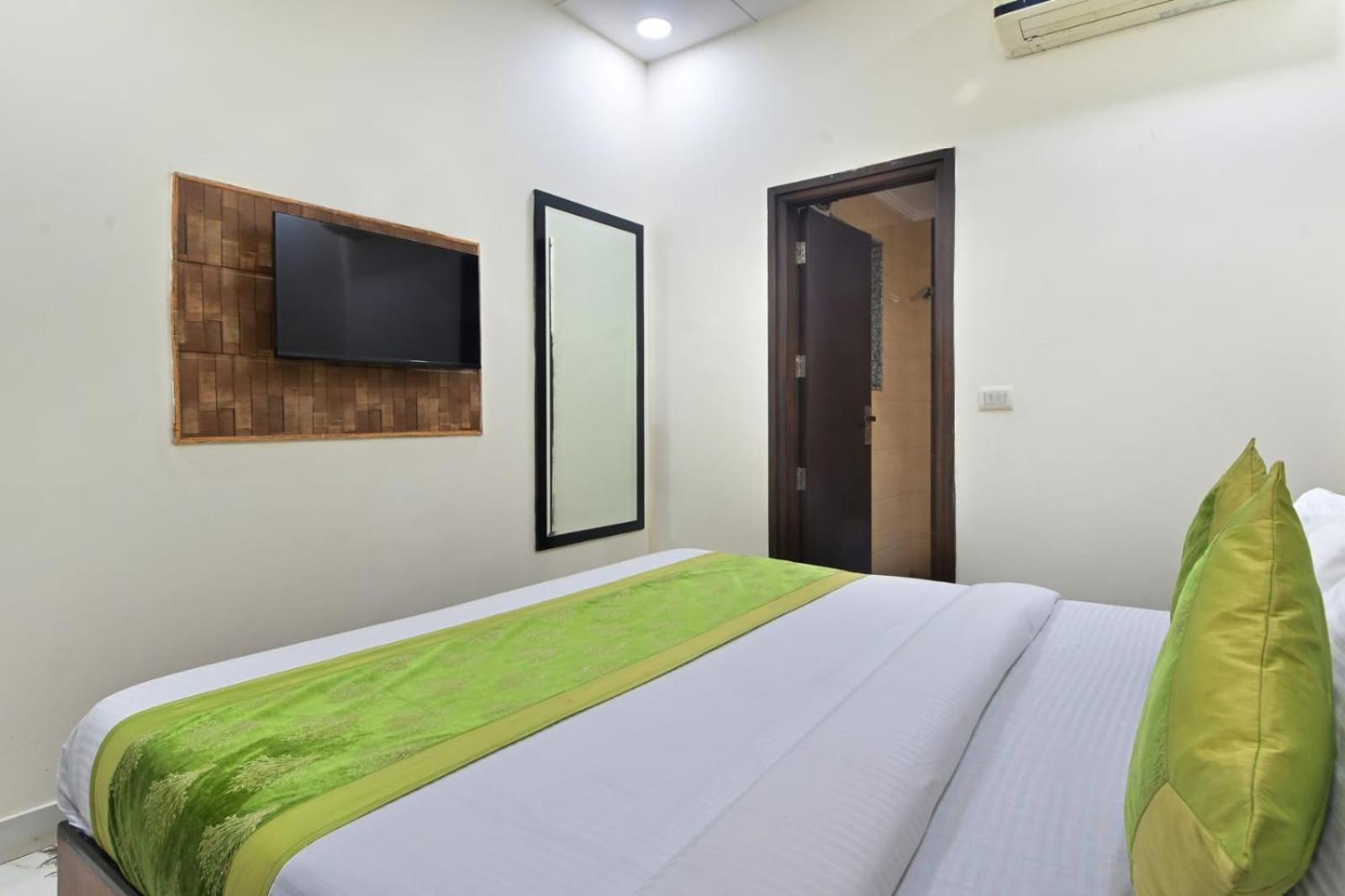 Hotel Emporio View - New Delhi Railway Station - Paharganj Exterior photo